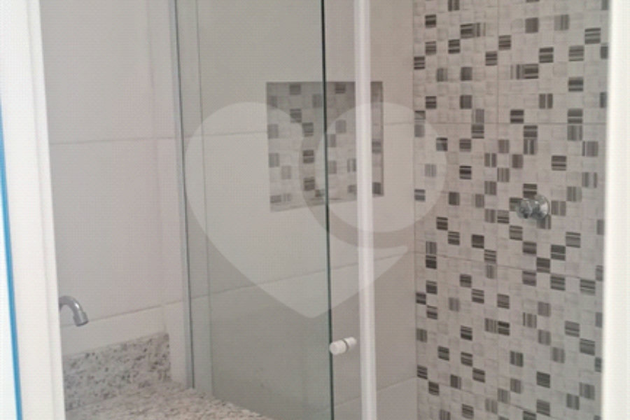 Casa à venda com 2 quartos, sendo 1 suíte, no condomínio Tanque Velho, São Paulo - SP