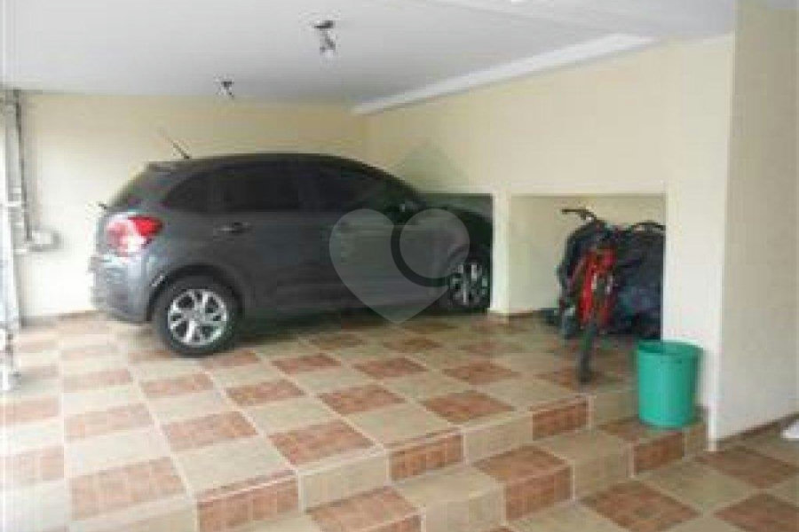 Sobrado à venda com 3 quartos, sendo 1 suíte, em Parada Inglesa, São Paulo, SP