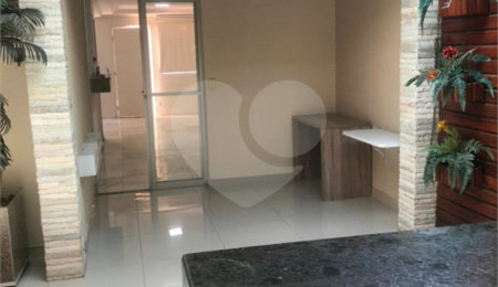 Casa à venda ou para alugar com 4 quartos, sendo 1 suíte,  no condomínio Village Jardim Versailles, Jundiaí - SP