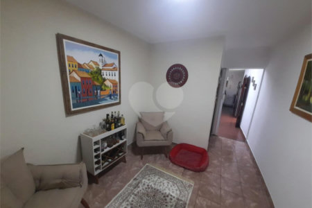 Casa à venda com 3 quartos, sendo 1 suíte,  em Vila Figueira, Suzano, SP