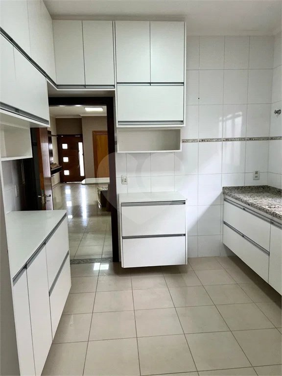 Casa à venda com 3 quartos, sendo 1 suíte,  em Pinheirinho, Vinhedo, SP