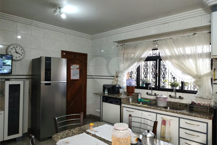 Casa Térrea à venda com 6 quartos, sendo 4 suítes, em Cangaíba, São Paulo, SP
