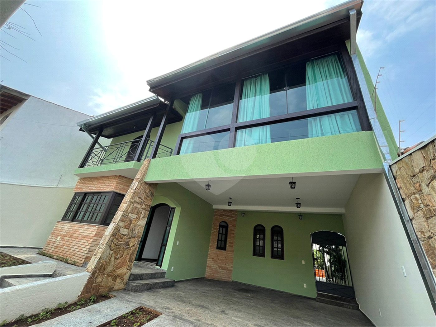 Casa à venda com 4 quartos, sendo 2 suítes,  em Jardim Pagliato, Sorocaba, SP