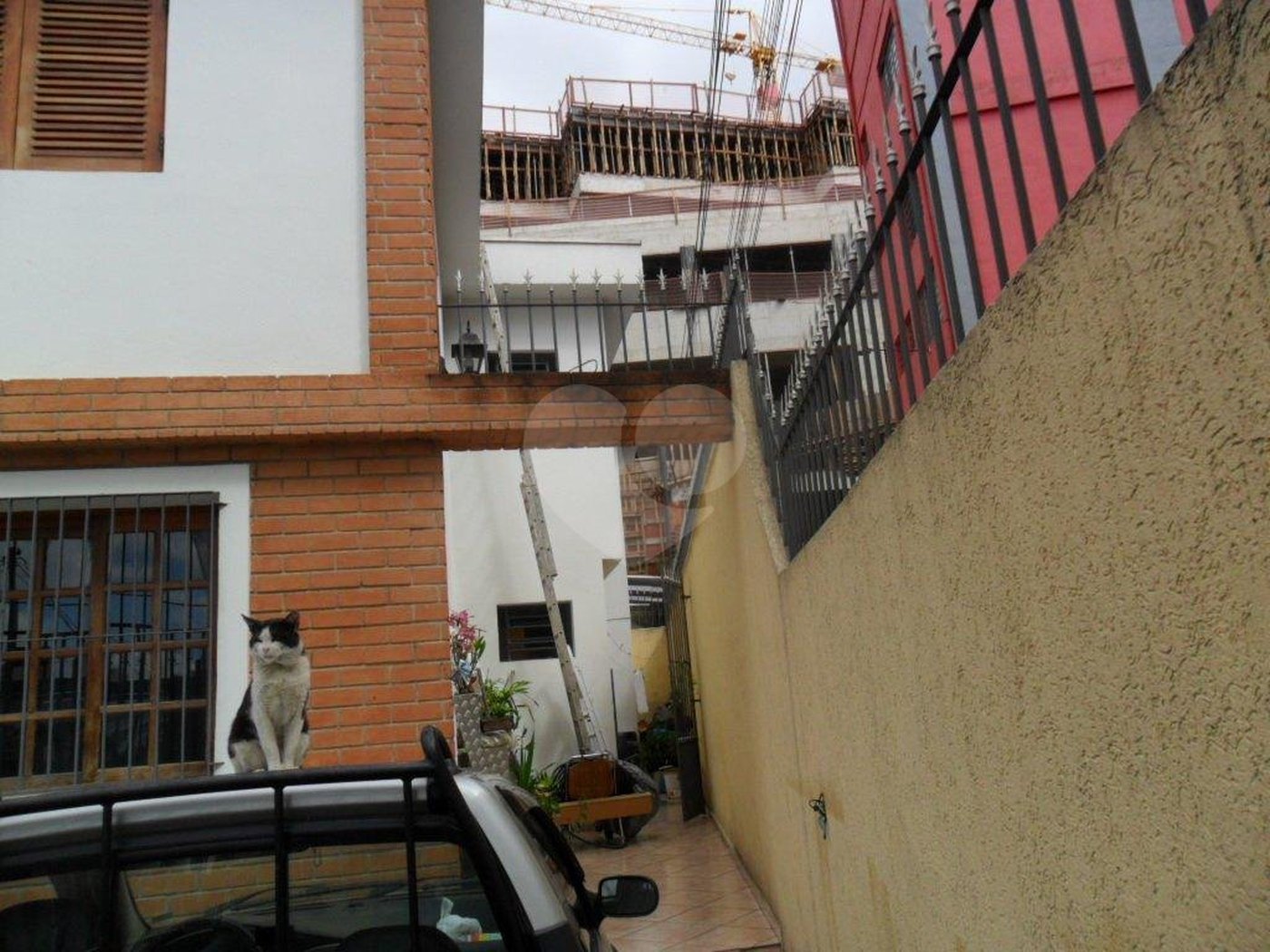 Sobrado à venda com 3 quartos, sendo 1 suíte, em Vila Romero, São Paulo, SP