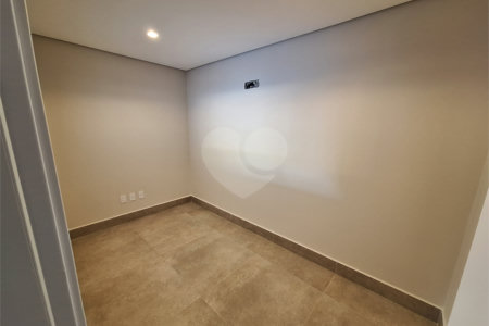 Casa à venda com 3 suítes no condomínio Alphaville Castelo, Itu - SP