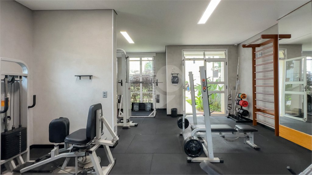Apartamento à venda com 2 quartos em Vila Anastácio, São Paulo, SP