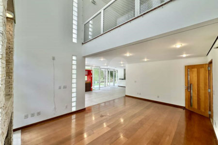 Casa à venda com 4 suítes no condomínio Recanto Impla, Carapicuíba - SP