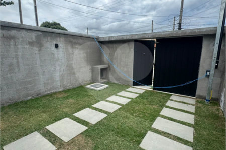 Casa à venda com 2 quartos, sendo 1 suíte, em Pedra de Guaratiba, Rio de Janeiro, RJ