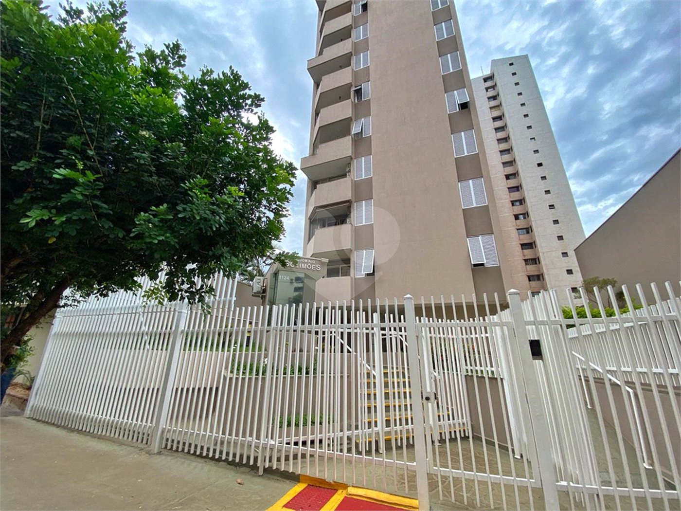 Apartamento à venda com 2 quartos, sendo 1 suíte, no Centro, Ribeirão Preto, SP