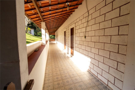 Chácara à venda com 7 quartos, sendo 6 suítes, em Saboó, São Roque, SP