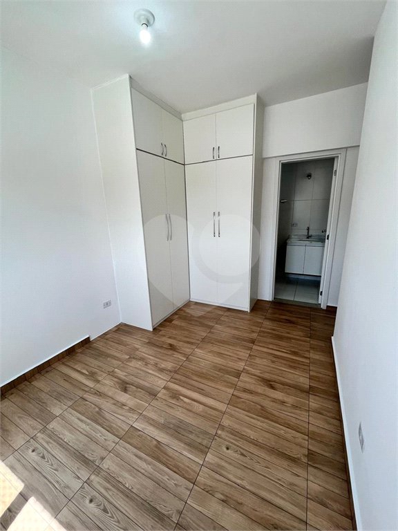 Apartamento à venda com 3 quartos, sendo 1 suíte, em Jardim Villaça, São Roque, SP