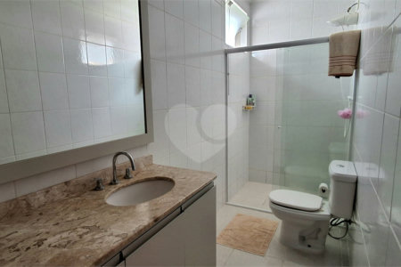 Casa à venda com 3 quartos, sendo 1 suíte, no condomínio Residencial Itatiba Country Club, Itatiba - SP