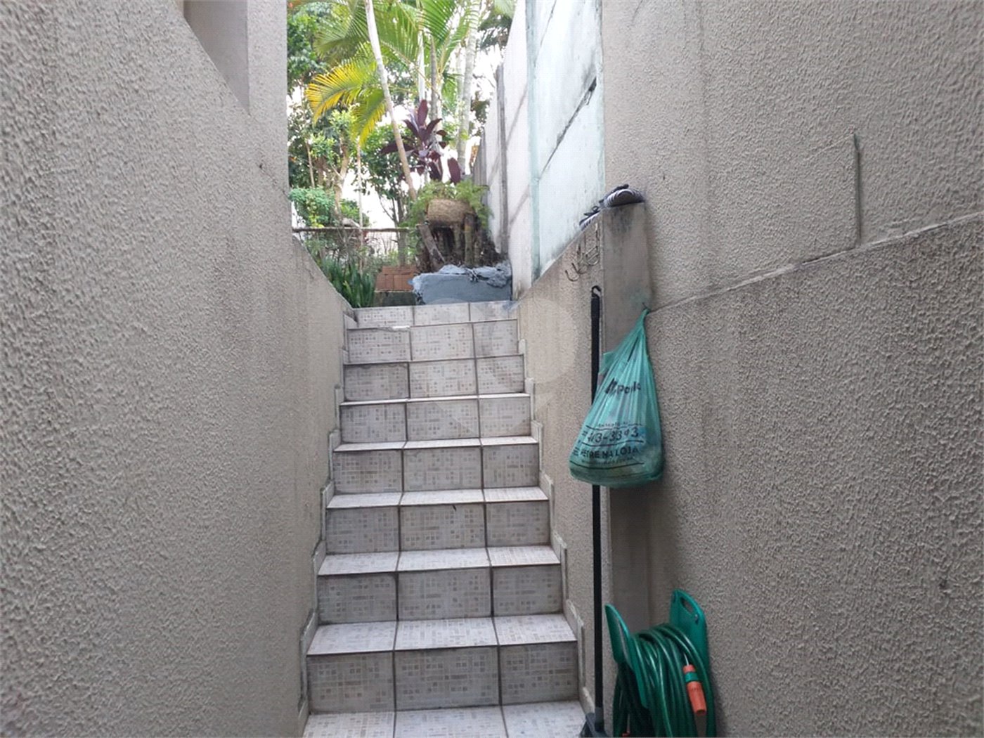 Sobrado à venda ou para alugar com 3 suítes em Santa Teresinha, São Paulo, SP