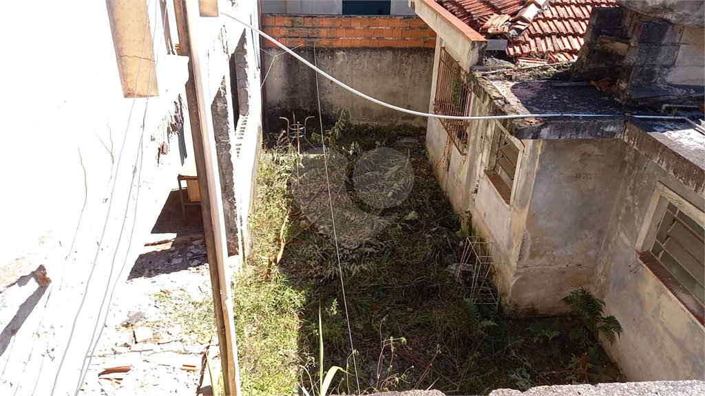 Terreno à venda com 8 quartos, sendo 2 suítes, em Santana, São Paulo, SP