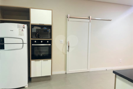 Casa à venda com 3 quartos, sendo 1 suíte, no condomínio Residencial Golden Ville, Itapetininga - SP
