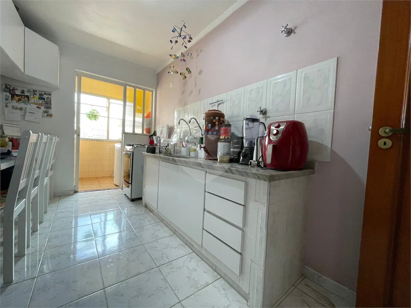 Apartamento à venda com 3 quartos, sendo 1 suíte,  em Vila Mariana, São Paulo, SP