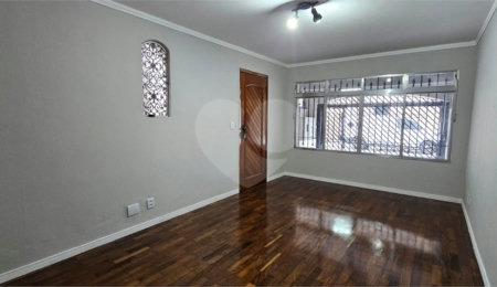 Sobrado à venda com 3 quartos, sendo 2 suítes, em Ferreira, São Paulo, SP