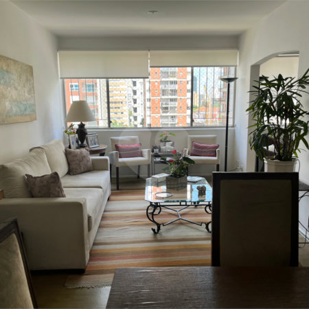 Apartamento à venda com 3 quartos, sendo 1 suíte,  em Itaim Bibi, São Paulo, SP