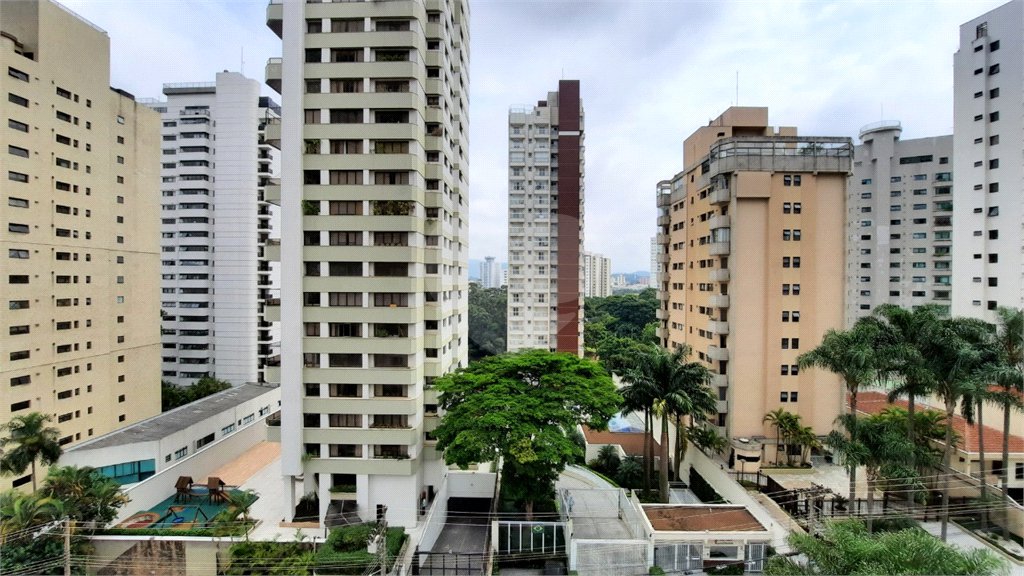 Apartamento à venda com 4 quartos, sendo 3 suítes, em Santana, São Paulo, SP