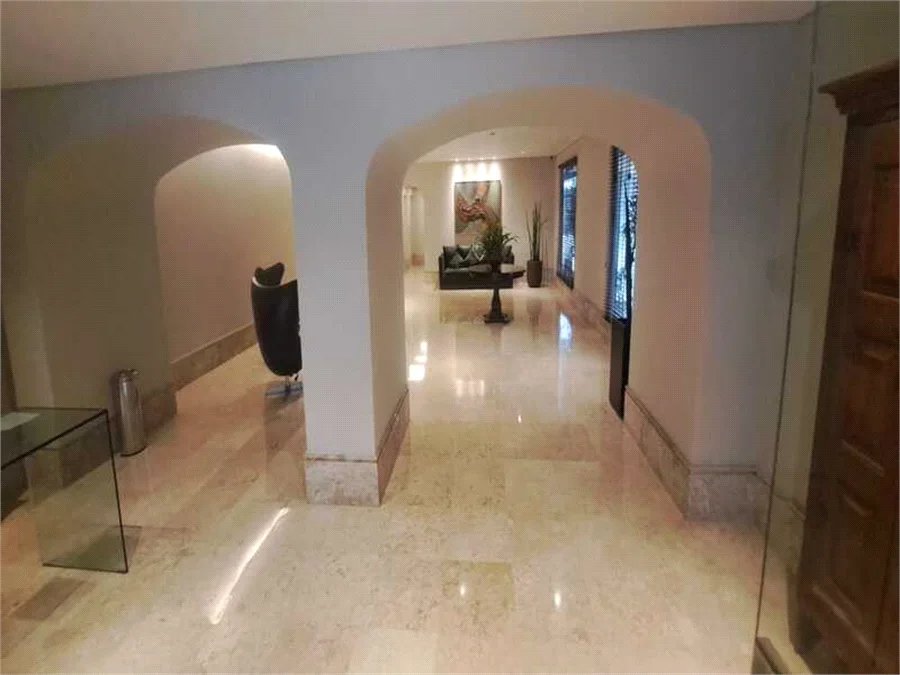 Apartamento à venda com 3 quartos, sendo 1 suíte, em Pinheiros, São Paulo, SP