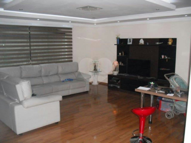 Sobrado à venda com 3 quartos, sendo 1 suíte,  em Jaçanã, São Paulo, SP