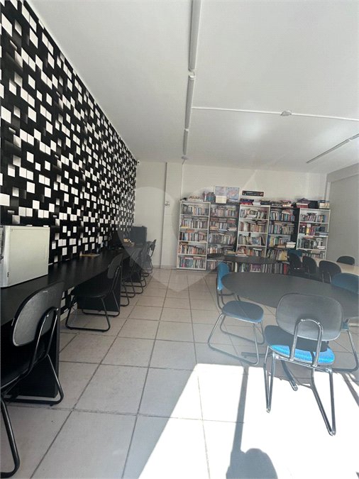 Apartamento à venda ou para alugar com 3 quartos, sendo 1 suíte,  em Vila Mogilar, Mogi das Cruzes, SP
