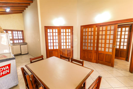Casa à venda com 4 quartos, sendo 2 suítes, em Parque Residencial Presidente Médici, Itu, SP