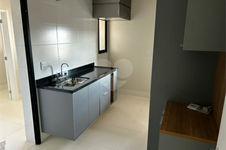 Apartamento à venda com 3 suítes no Centro, Itapetininga, SP