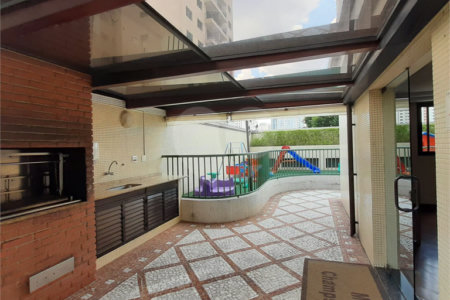 Apartamento à venda com 3 quartos, sendo 1 suíte, em Campo Belo, São Paulo, SP
