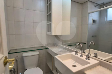 Apartamento para alugar com 3 quartos, sendo 2 suítes, em Brooklin Paulista, São Paulo, SP