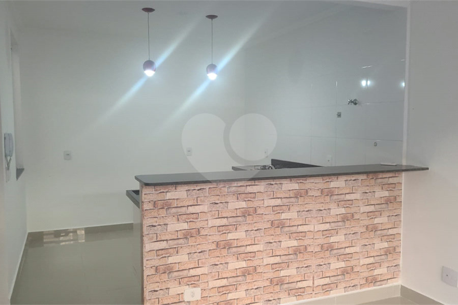Casa à venda ou para alugar com 2 suítes no condomínio Santa Teresinha, São Paulo - SP