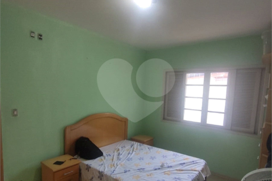 Sobrado à venda com 3 quartos, sendo 1 suíte, em Tremembé, São Paulo, SP
