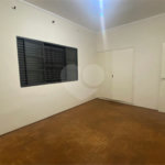 Casa à venda com 3 quartos, sendo 1 suíte, no Centro, Araraquara, SP