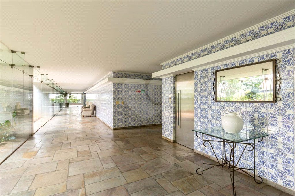 Apartamento à venda com 3 quartos, sendo 1 suíte, em Jardim Paulista, São Paulo, SP