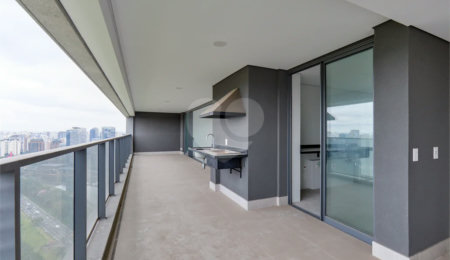 Apartamento à venda com 3 suítes em Panamby, São Paulo, SP
