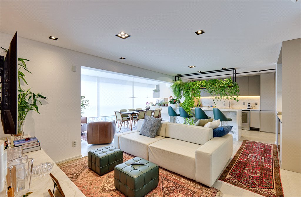 Apartamento à venda com 3 suítes em Brooklin, São Paulo, SP