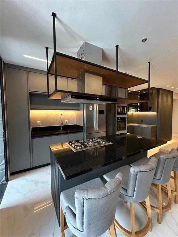 Apartamento à venda com 3 suítes em Jardim das Acácias, São Paulo, SP