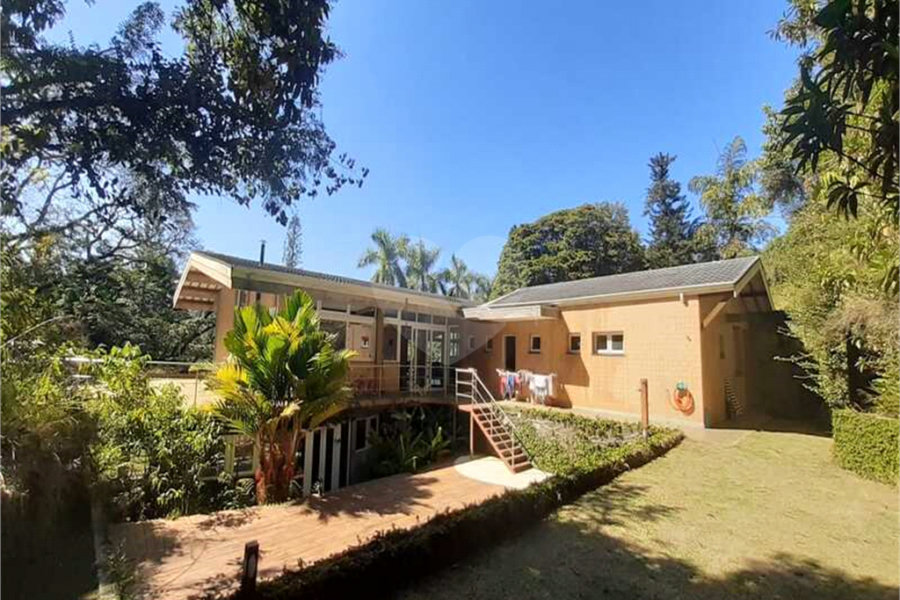 Casa à venda com 3 suítes em Serra da Cantareira, Mairiporã, SP