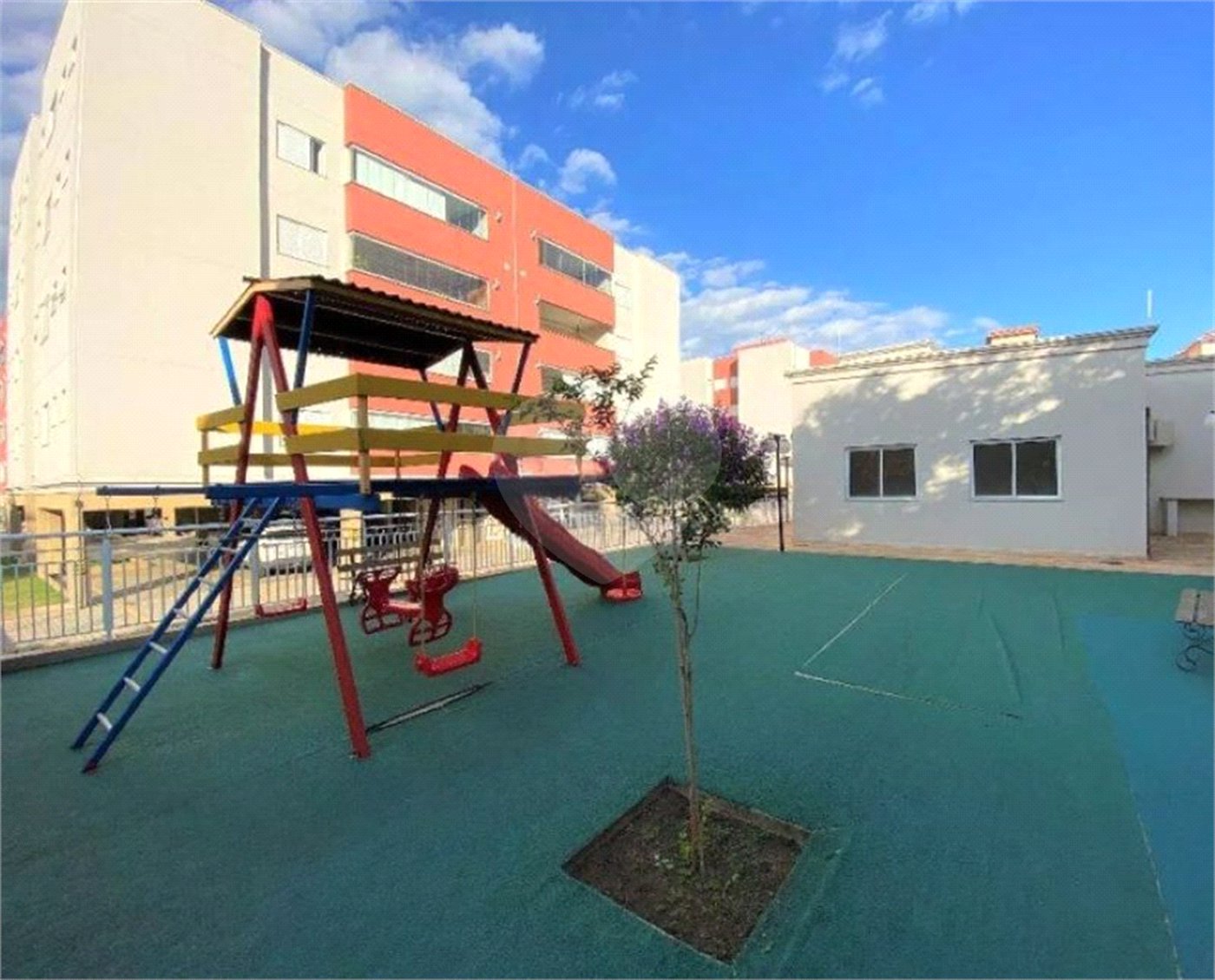 Apartamento à venda com 2 suítes em Pinheirinho, Vinhedo, SP