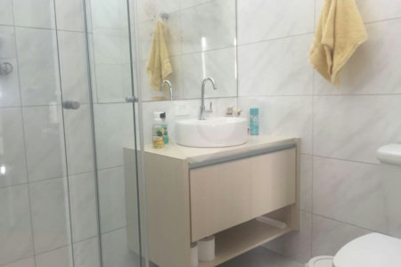 Casa à venda com 3 quartos, sendo 1 suíte, em Santa Teresinha, São Paulo, SP