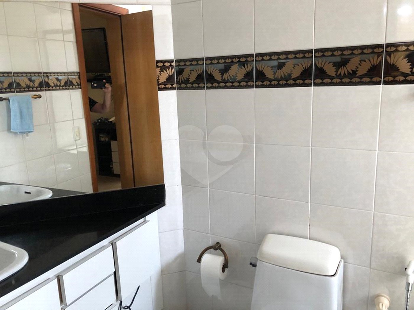 Apartamento à venda com 3 quartos, sendo 1 suíte, em Vila Azevedo, São Paulo, SP