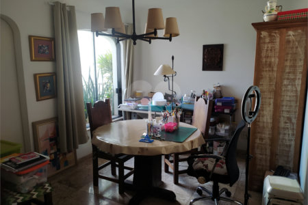 Apartamento à venda com 4 suítes em Jardim Marajoara, São Paulo, SP