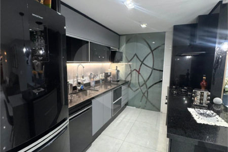 Apartamento à venda com 2 suítes em Vila Leonor, São Paulo, SP