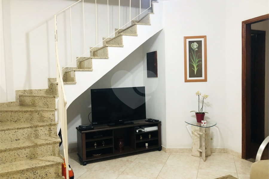 Sobrado à venda com 3 quartos em Tremembé, São Paulo, SP