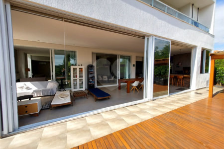 Casa à venda ou para alugar com 4 suítes no condomínio Jardim Primavera, Louveira - SP