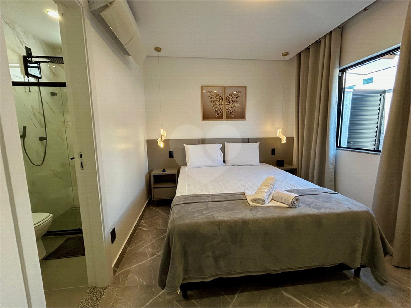 Apartamento à venda com 2 quartos, sendo 1 suíte, em Taperapuan, Porto Seguro, BA