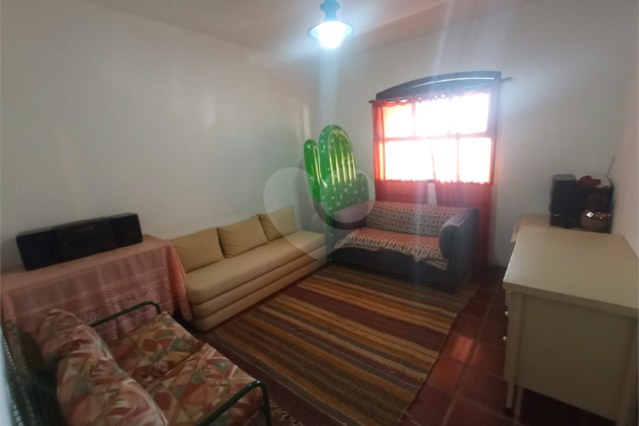 Casa à venda com 4 quartos, sendo 1 suíte, no condomínio Alpes da Cantareira, Mairiporã - SP