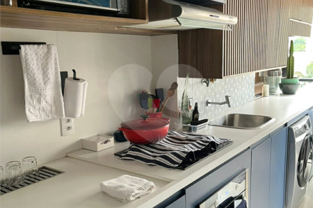 Apartamento à venda ou para alugar com 1 suíte em Pinheiros, São Paulo, SP