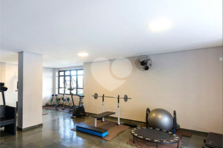 Apartamento à venda com 3 quartos, sendo 1 suíte, em Chácara Inglesa, São Paulo, SP