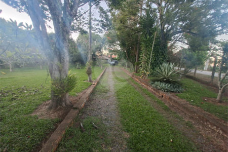 Chácara à venda com 3 quartos, sendo 1 suíte,  em Ribeirãozinho, Alambari, SP